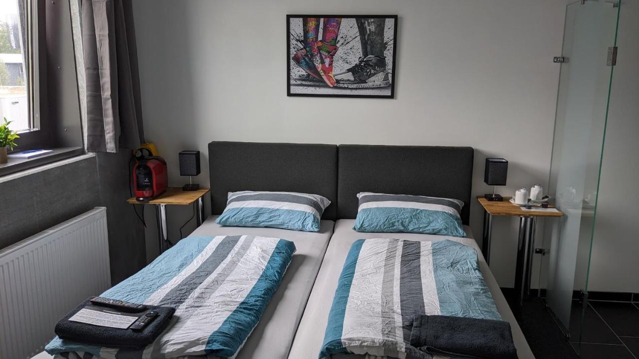 Business-Motel & 24H Selfcheckin Heimsheim Kültér fotó