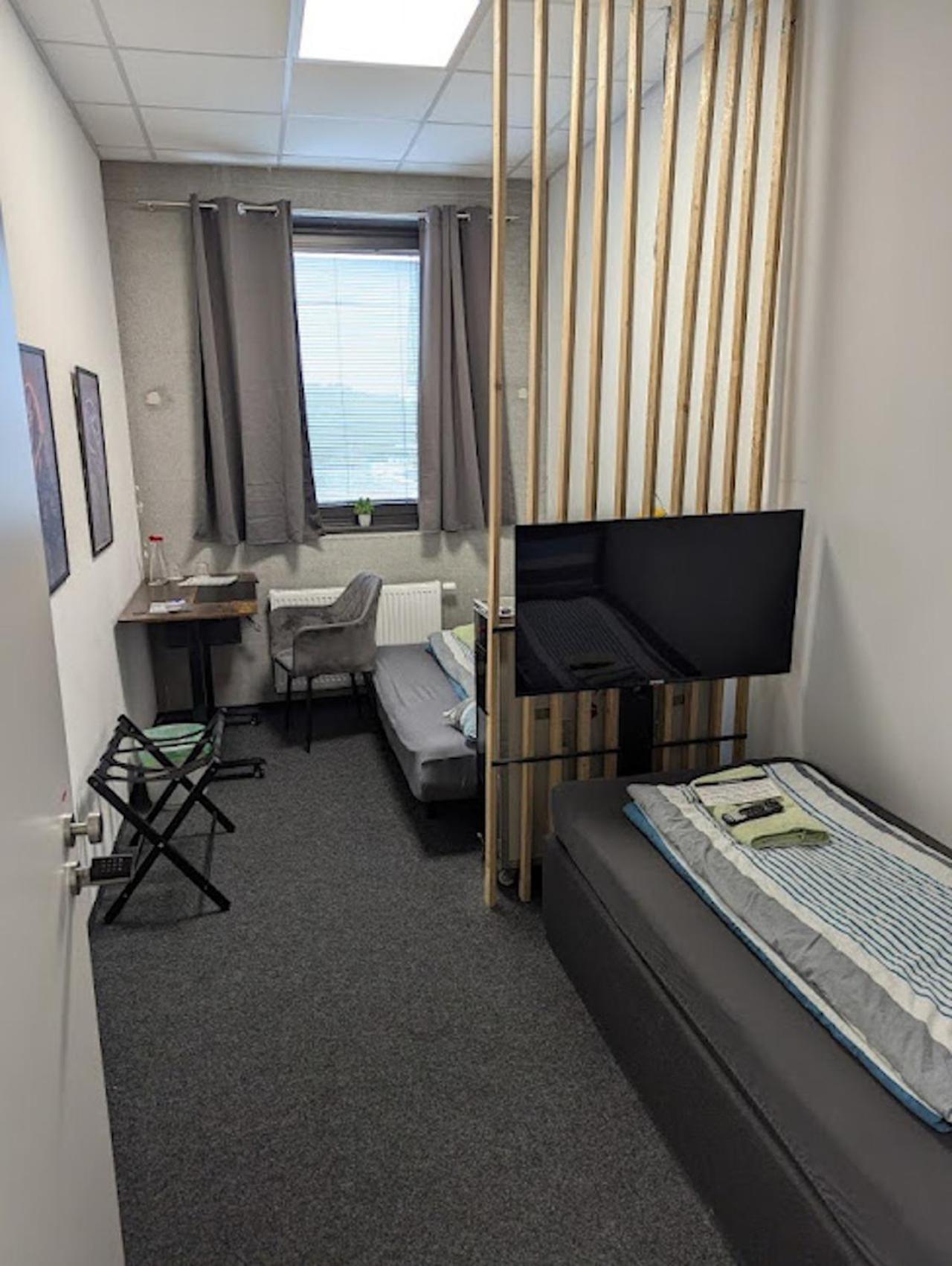 Business-Motel & 24H Selfcheckin Heimsheim Kültér fotó