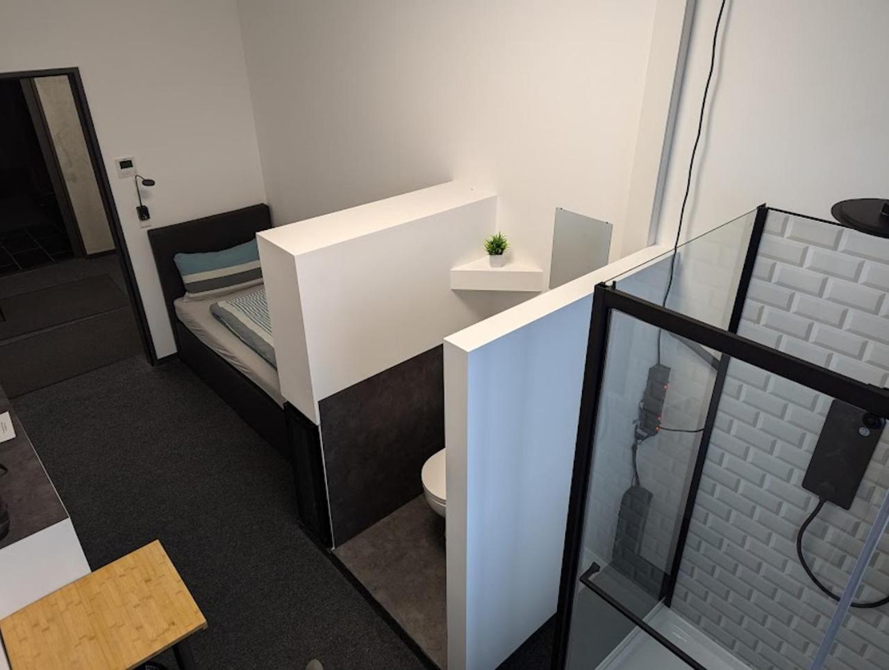 Business-Motel & 24H Selfcheckin Heimsheim Kültér fotó